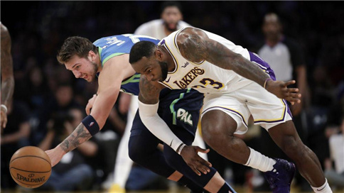 NBA同龄的东契奇和詹姆斯谁更强？
